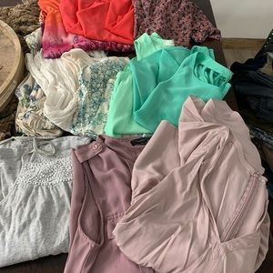 10 spring/ summer tops gently used